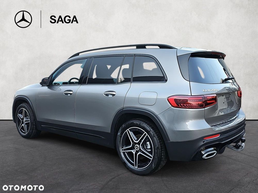 Mercedes-Benz GLB - 7