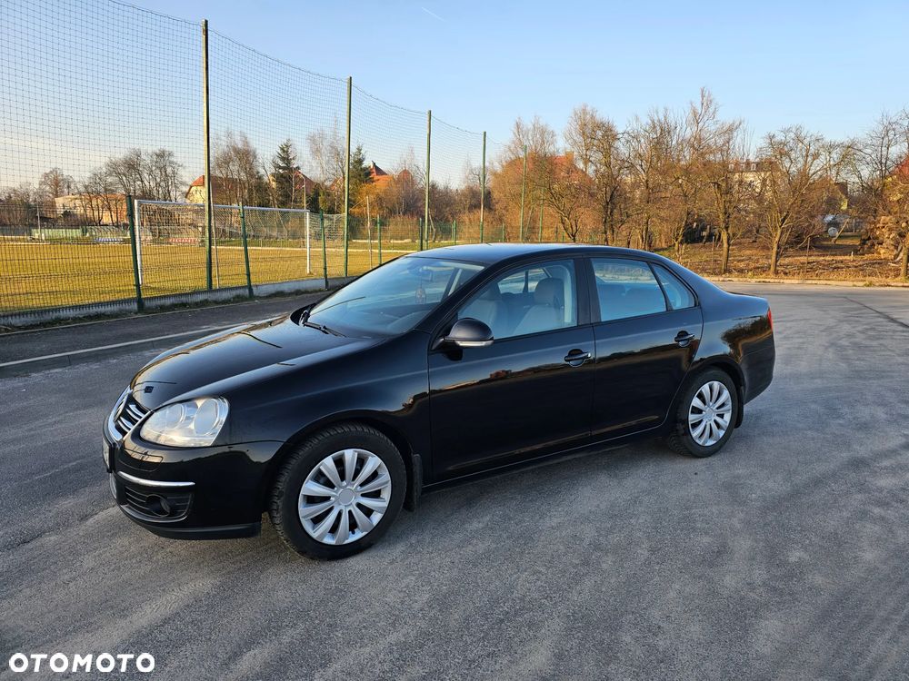 Volkswagen Jetta 1.9 TDI Trendline - 13