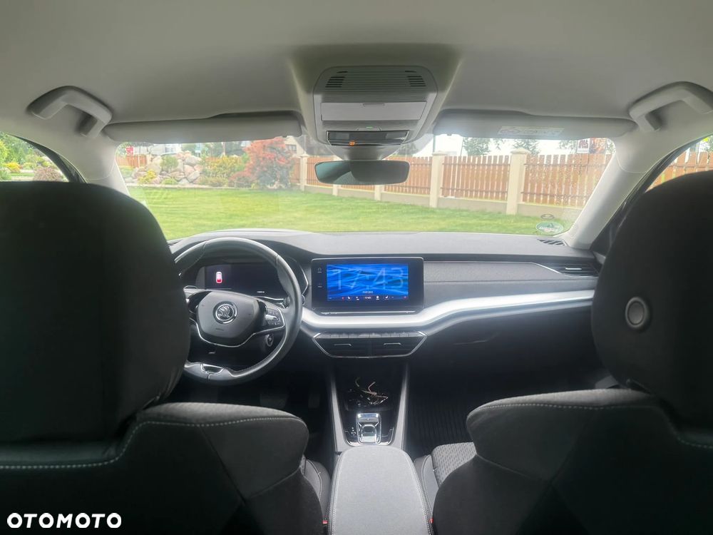 Skoda Octavia ver-2-0-tdi-dsg-style - 13