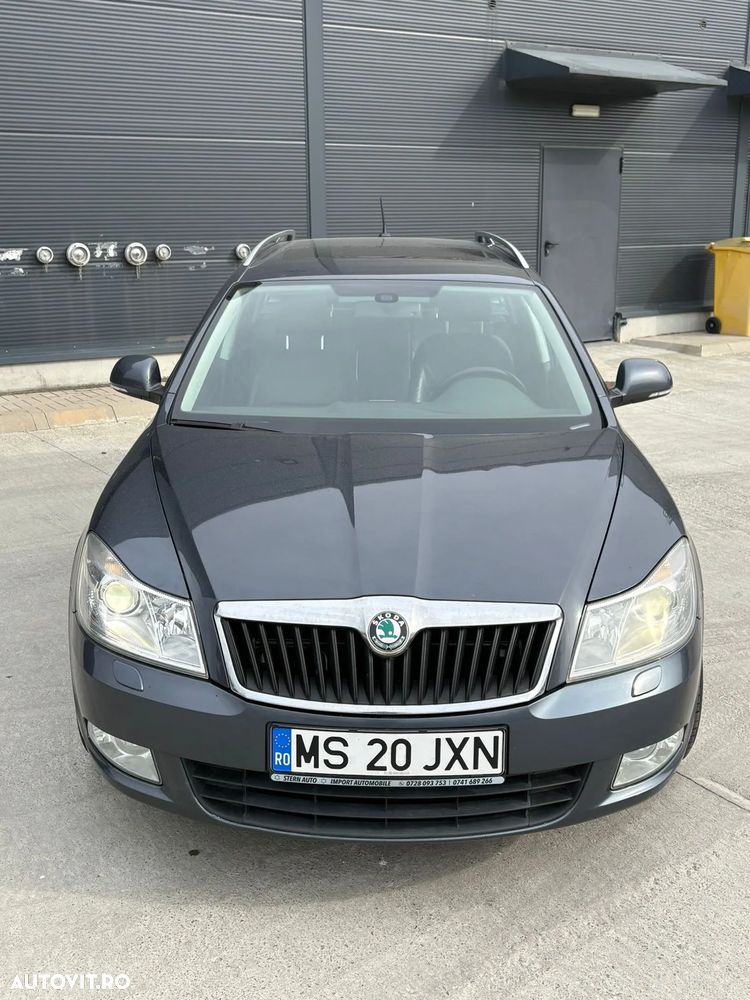 Skoda Octavia 2.0 TDI Business DSG - 3