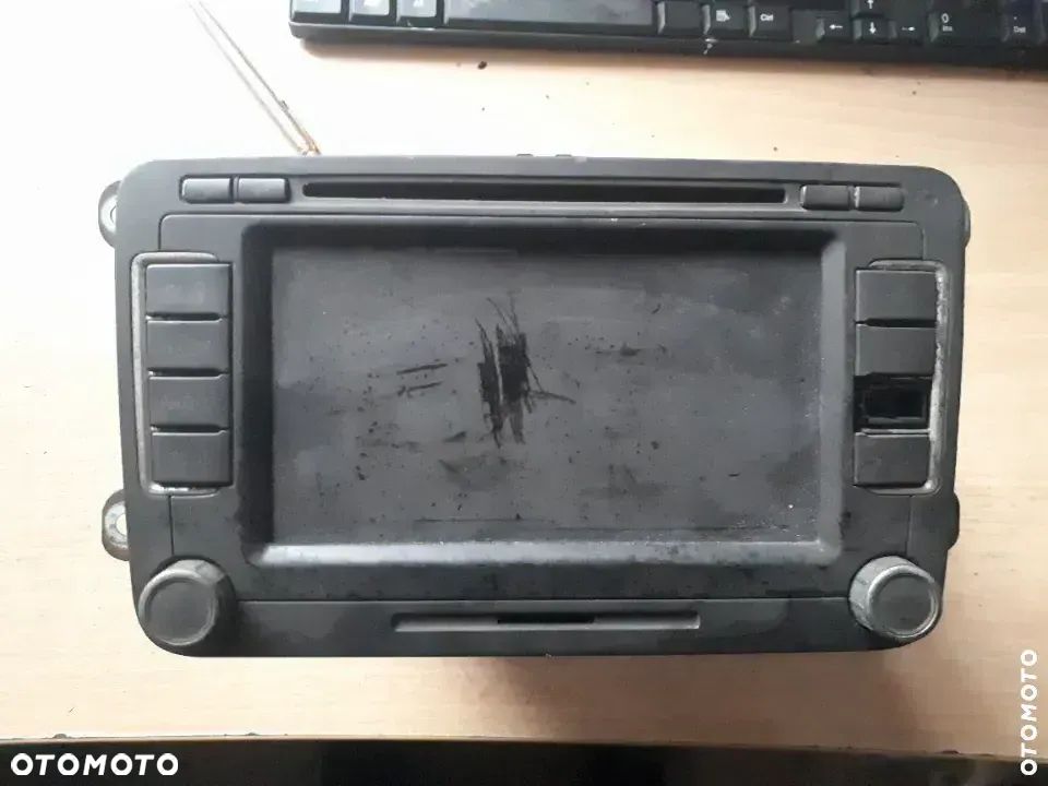 Radio fabryczne Volkswagen Tiguan,Passat B7, CC, Scirocco 1T0035680R - 1