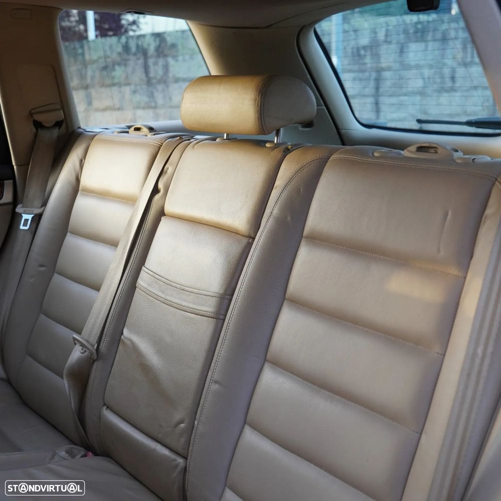 VW Touareg 2.5 TDi Tiptronic - 13