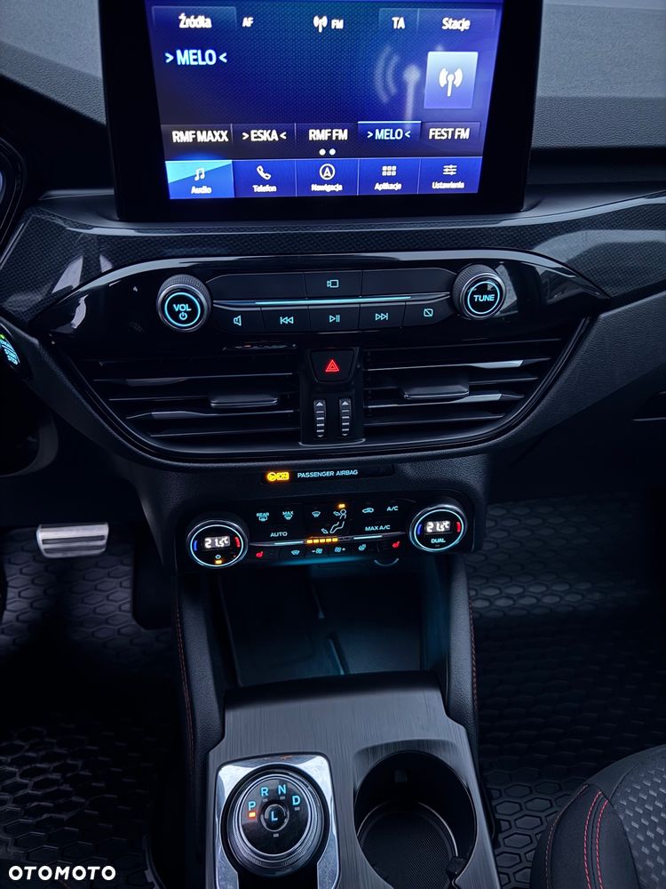 Ford Kuga 2.5 Duratec PHEV ST-LINE - 14