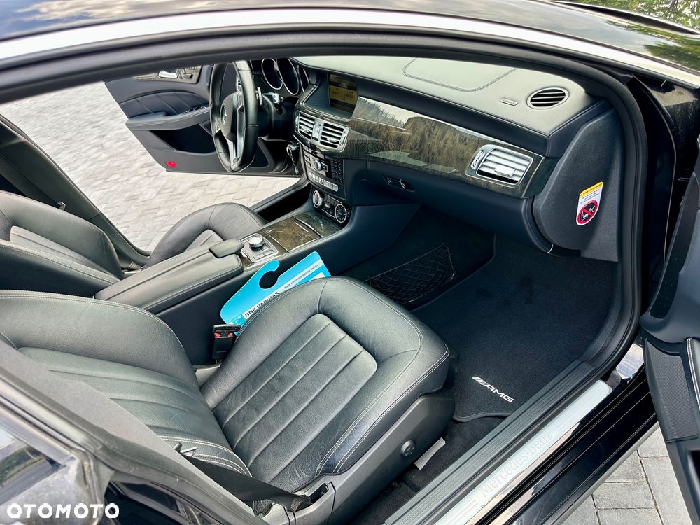 Mercedes-Benz CLS 350 CDI 4Matic 7G-TRONIC Edition 1 - 7