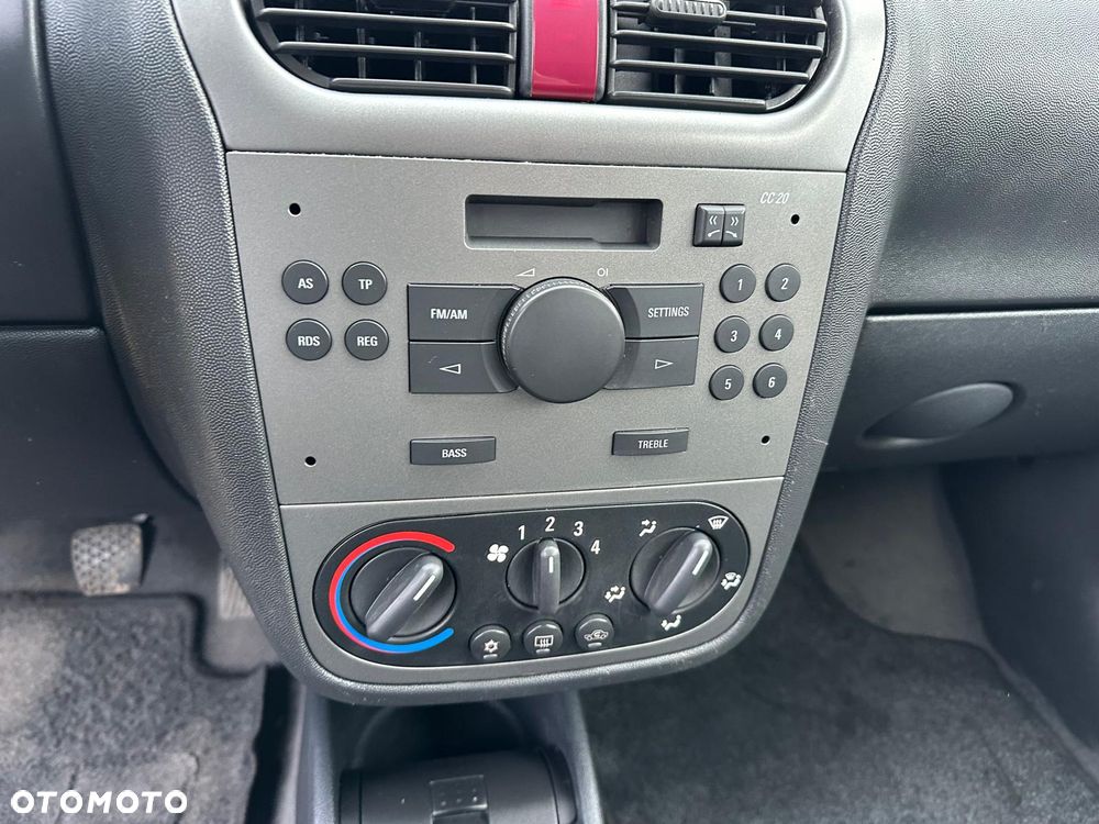 Opel Corsa - 18
