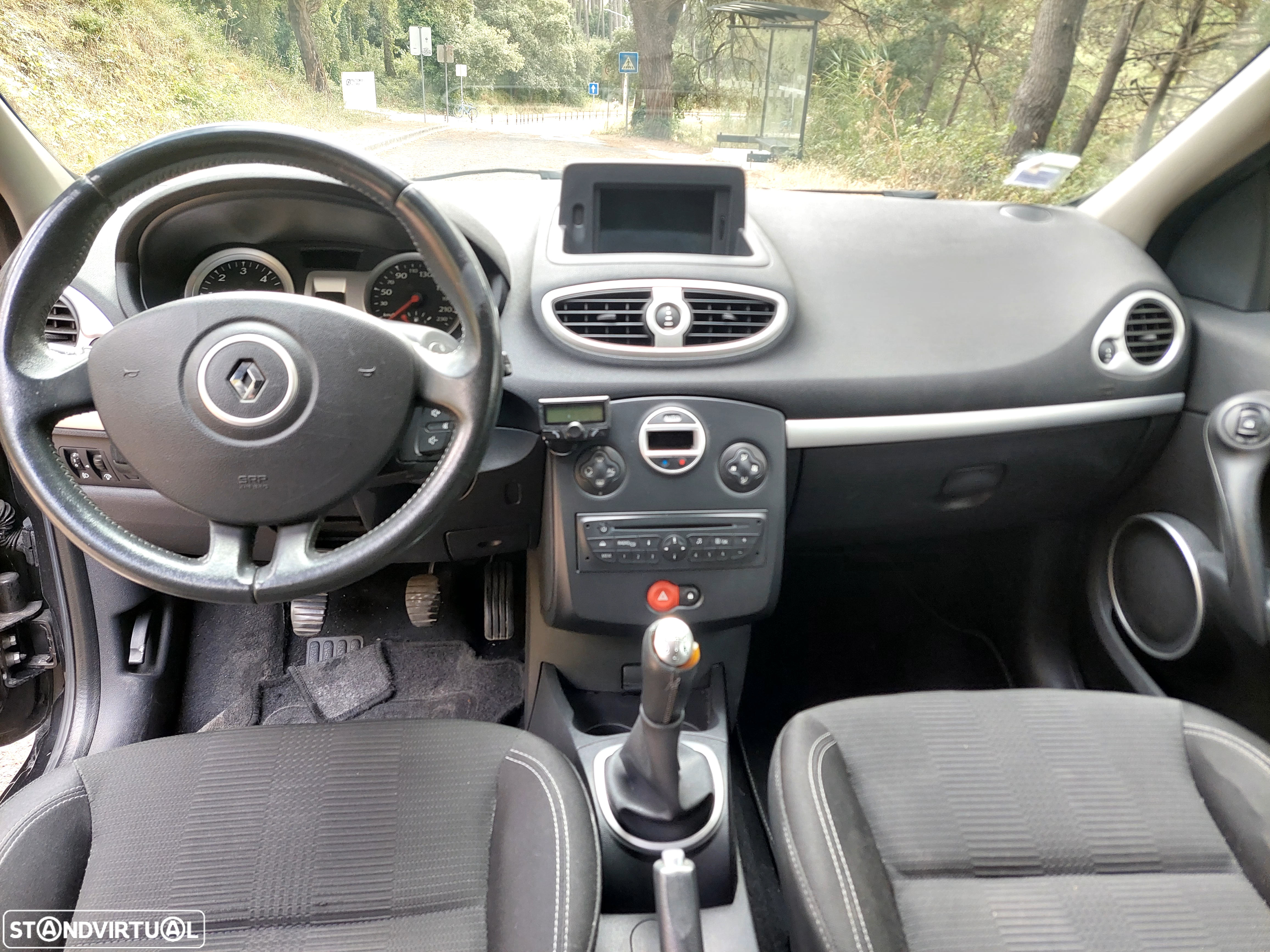 Renault Clio Break 1.5 dCi Dynamique S - 4