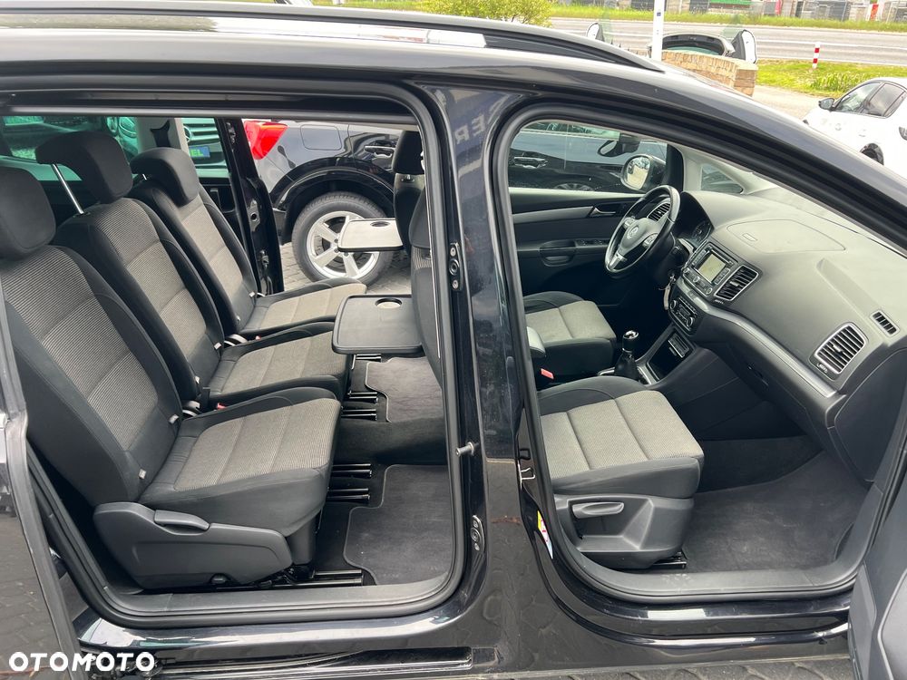 Volkswagen Sharan - 24
