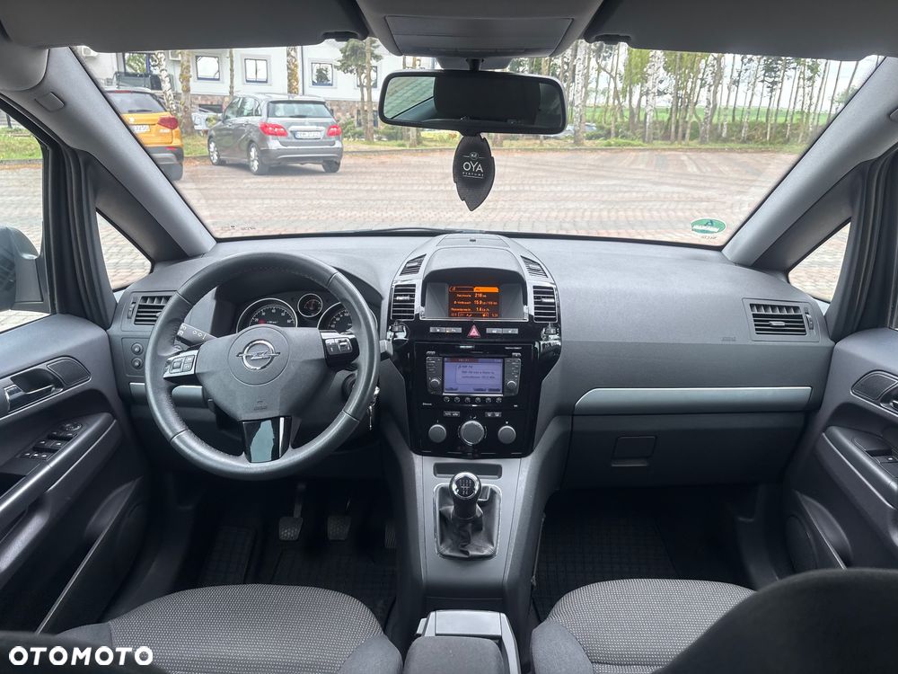 Opel Zafira 1.8 Edition 111 Jahre - 12