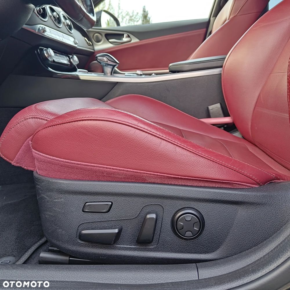 Kia Stinger 2.0 T-GDI GT Line - 18