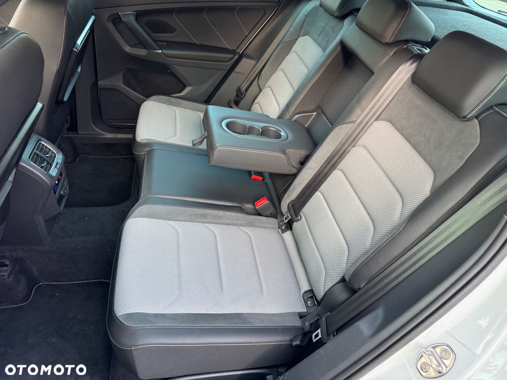 Volkswagen Tiguan 2,0 TSI OPF 4Motion DSG R-Line - 20