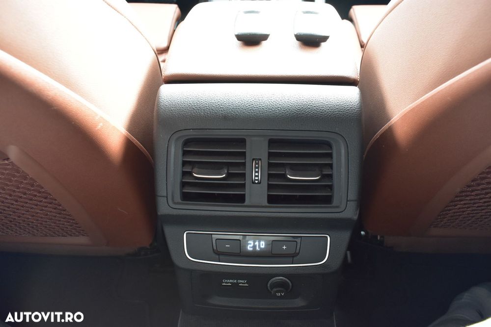 Audi Q5 50 TFSIe quattro S tronic S line - 22