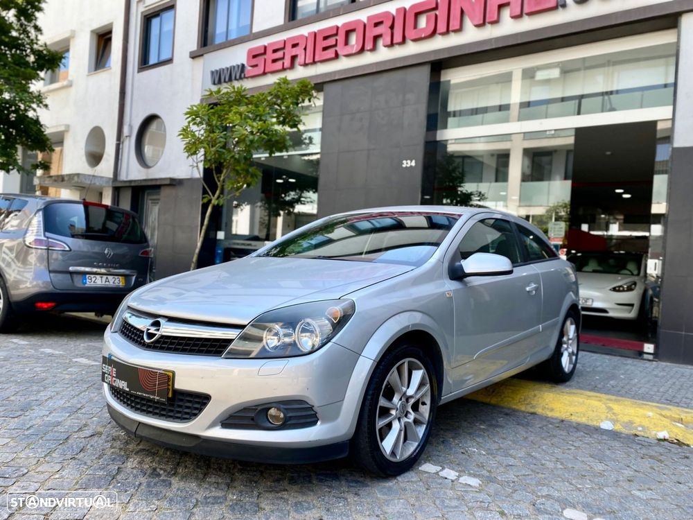 Opel Astra GTC 1.7 CDTI - 1
