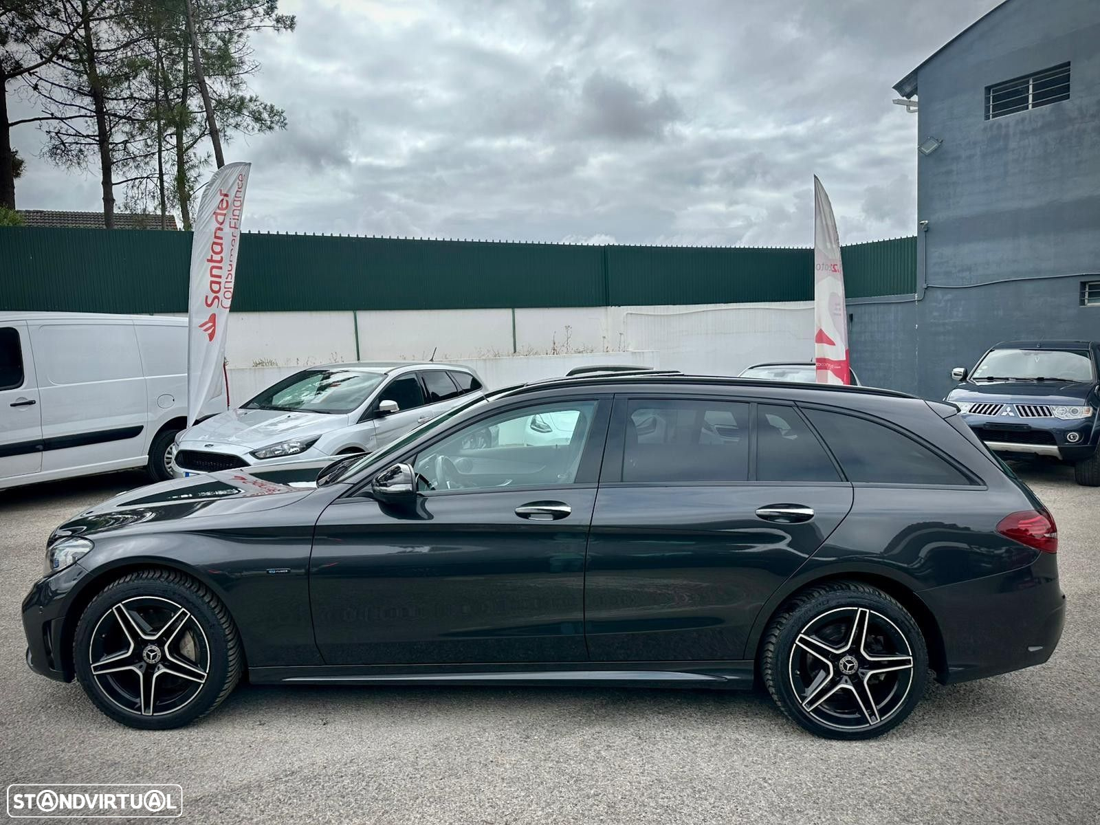 Mercedes-Benz C 300 de AMG Line - 4