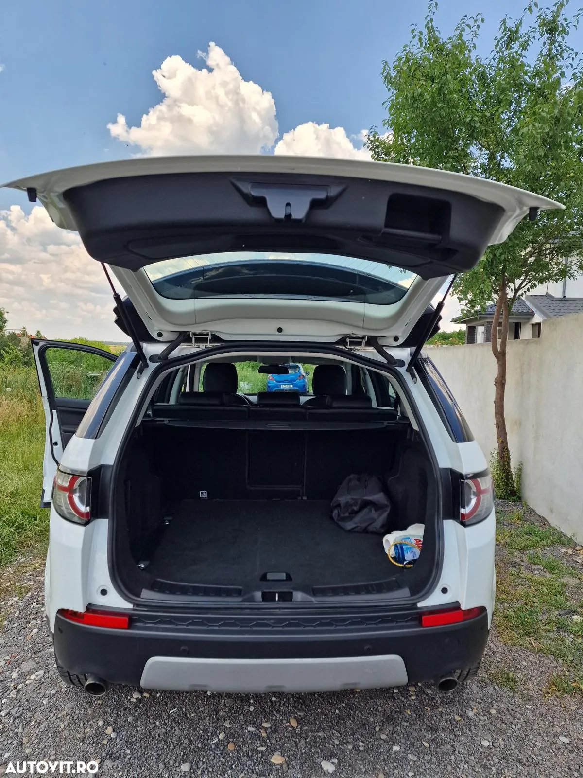 Land Rover Discovery Sport 2.0 l TD4 HSE Aut. - 3