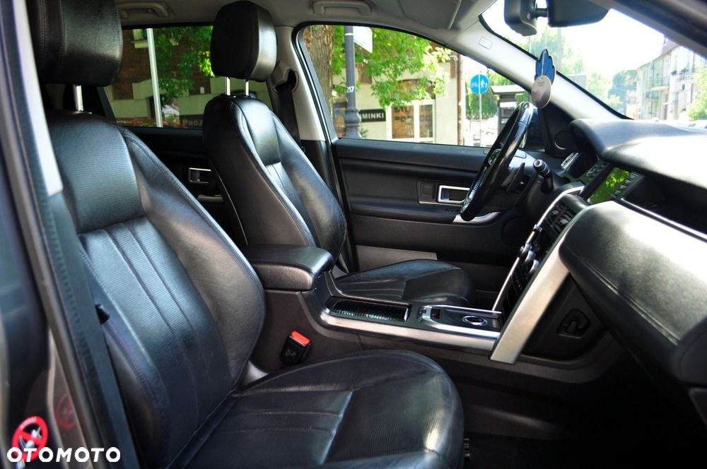 Land Rover Discovery Sport - 6