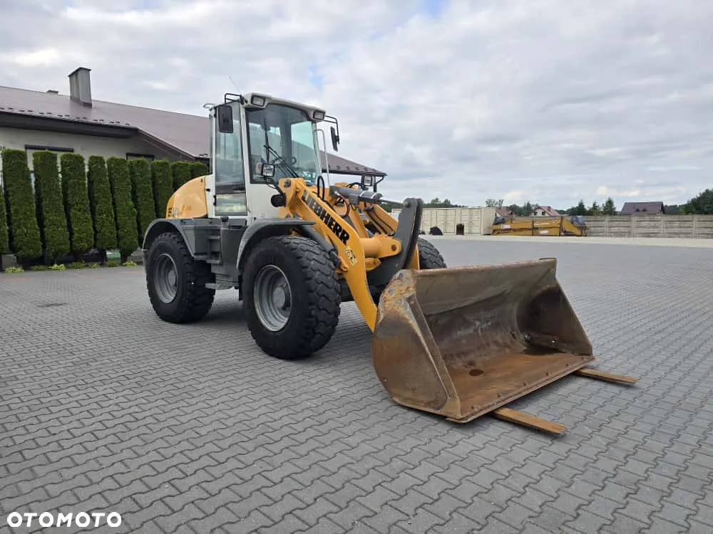 Liebherr L514 Stereo, 2014 ROK, ŁYŻKA + WIDŁY - 6