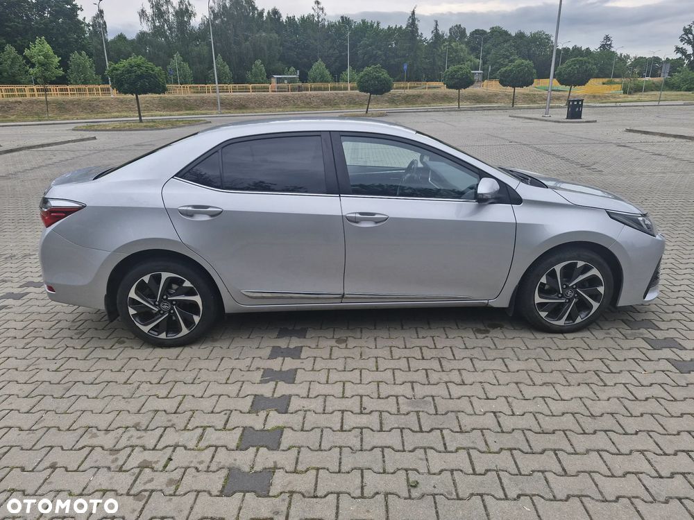 Toyota Corolla 1.6 Prestige - 5