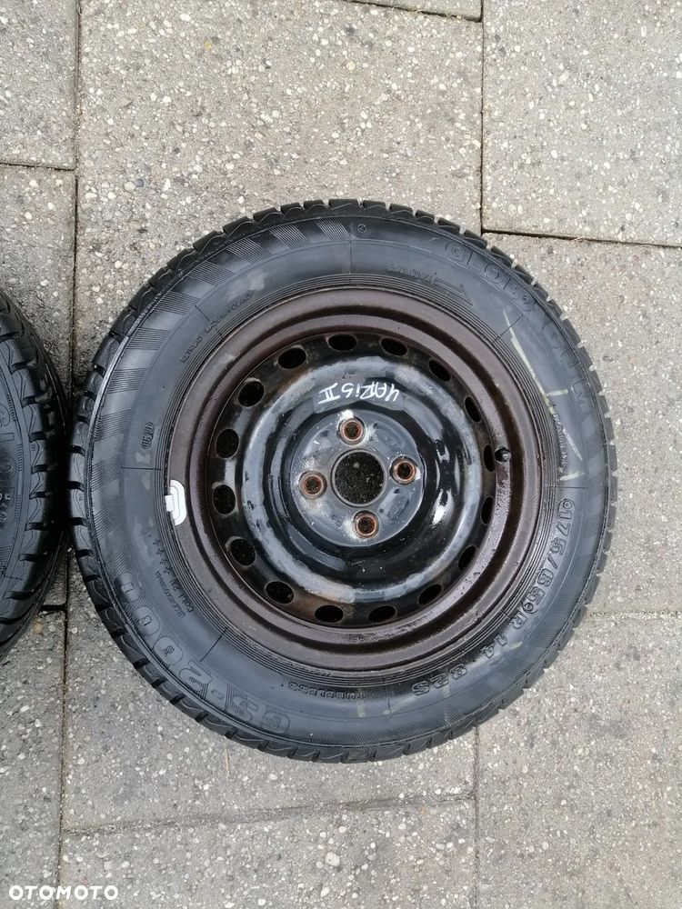 Toyota Yaris II komplet felg stalowych 4x100 ET39 z oponami zima 175/65 R14 - 5