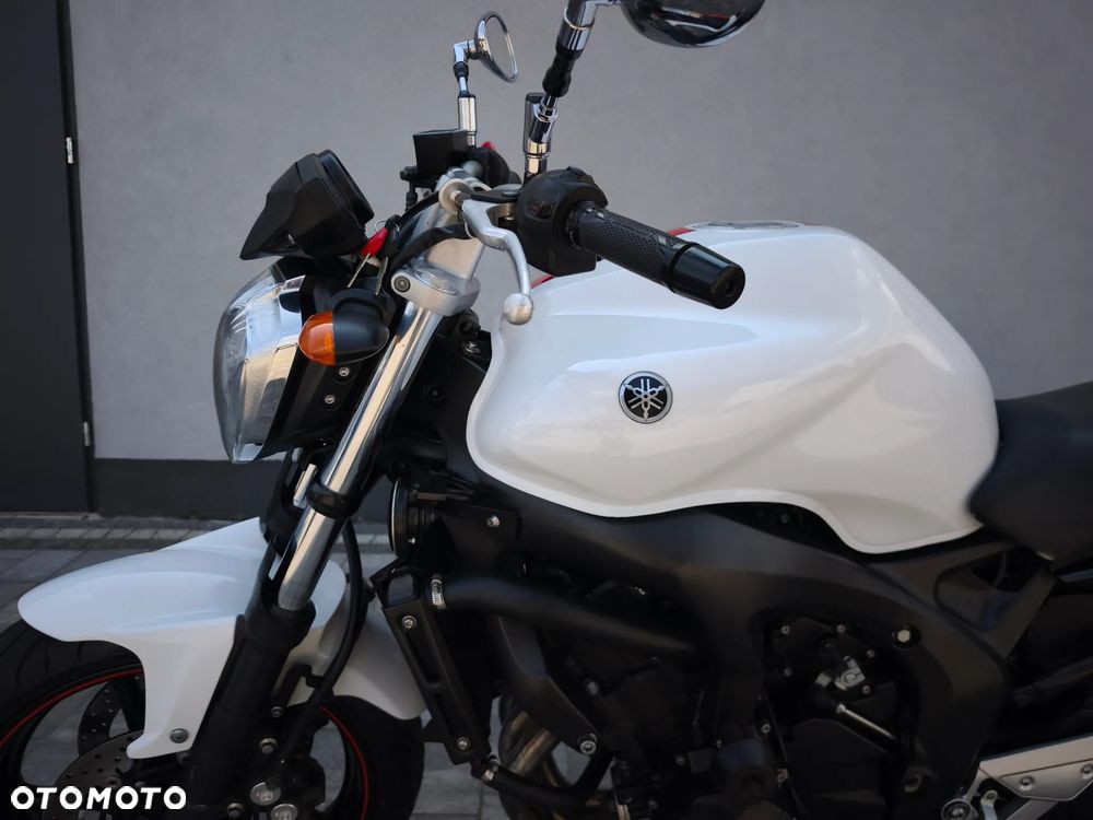Yamaha FZ6 - 24