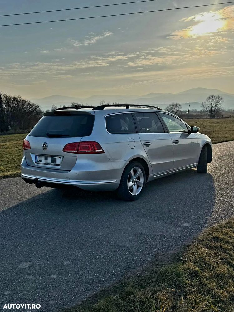 Volkswagen Passat 2.0 TDI BlueMotion Technology DSG Highline - 2