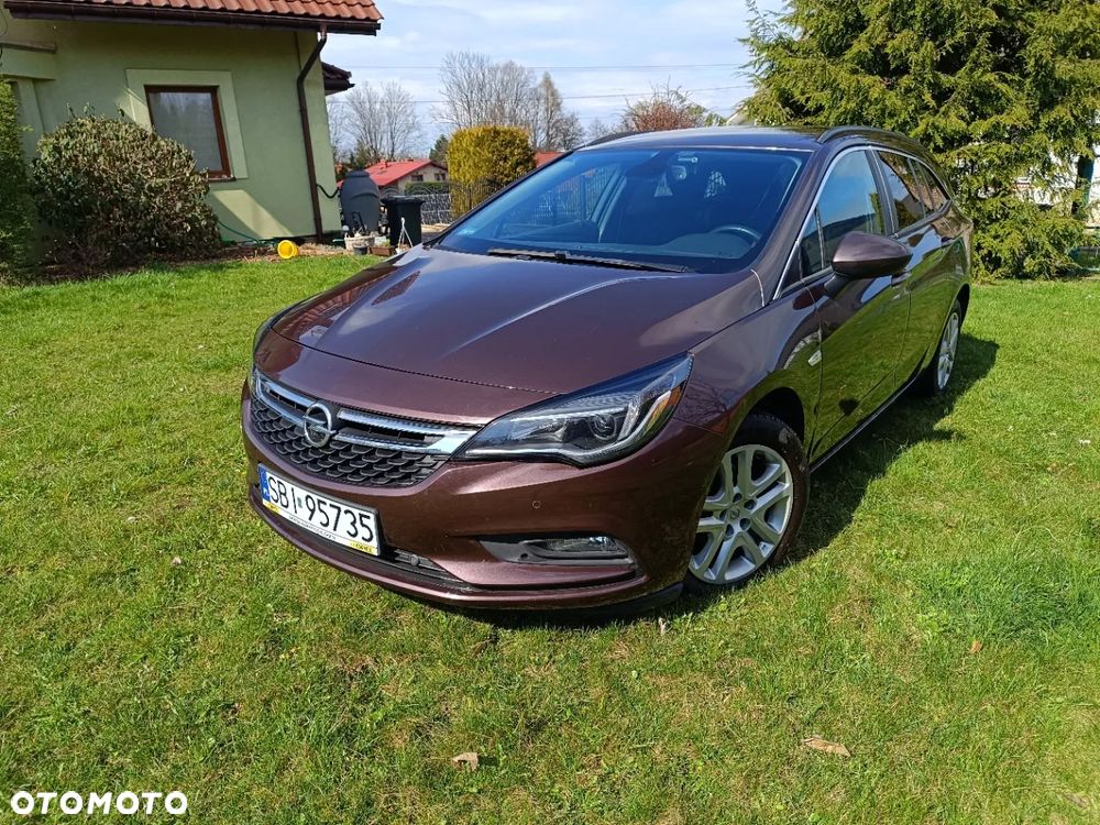 Opel Astra 1.6 CDTI Enjoy - 1