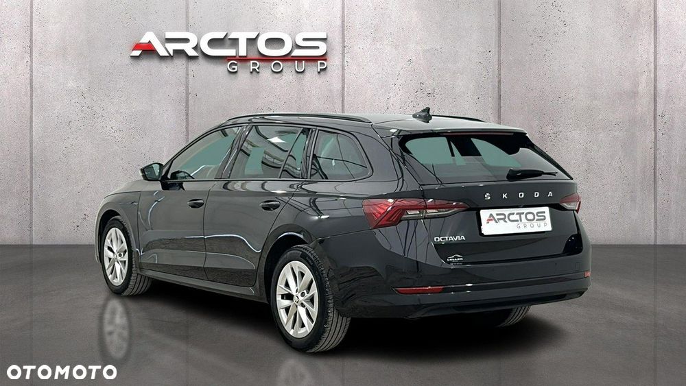 Skoda Octavia - 3