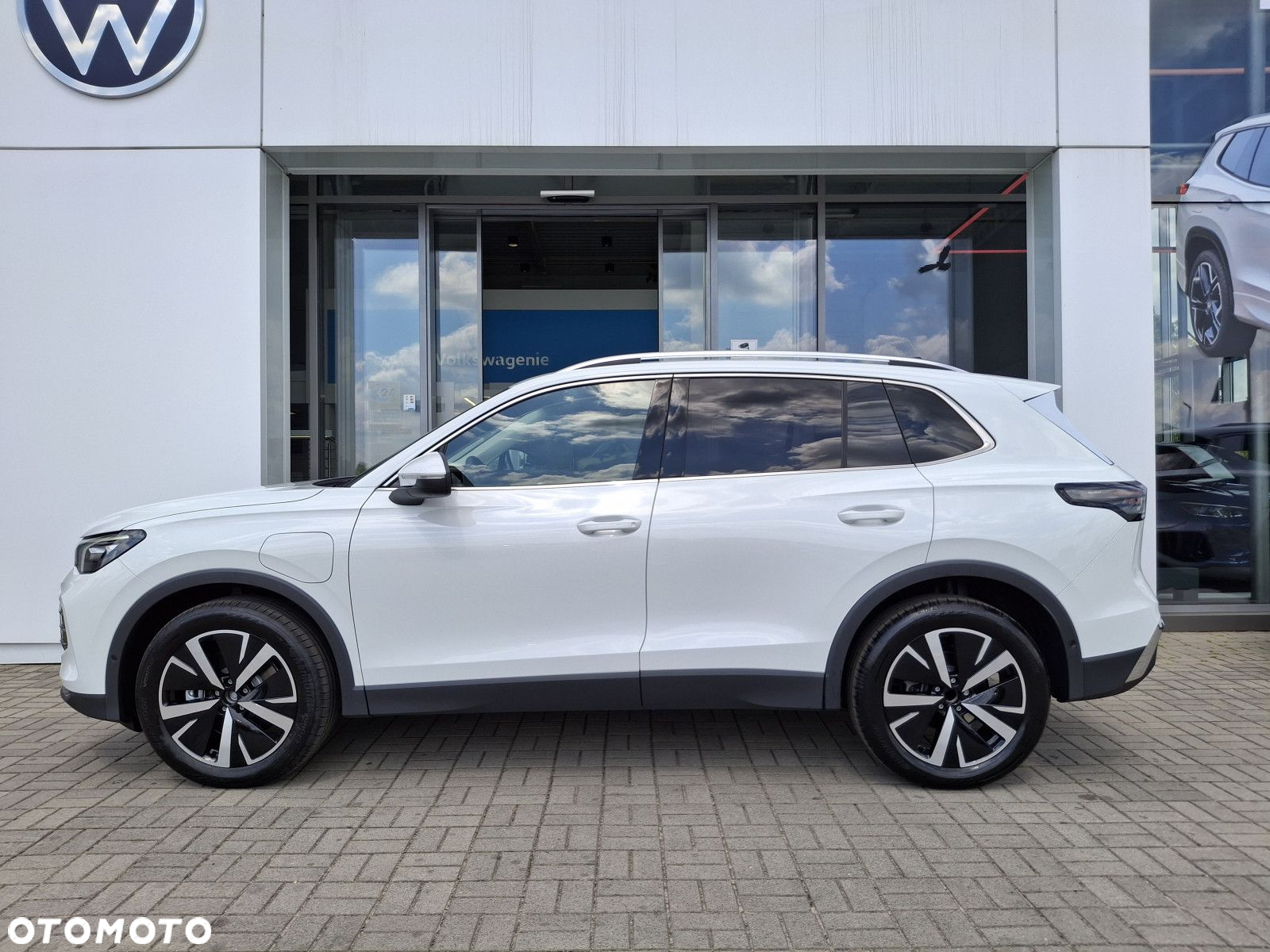 Volkswagen Tiguan - 5