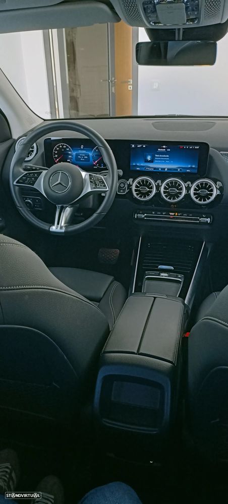 Mercedes-Benz GLA 180 d 8G-DCT Progressive Advanced - 11