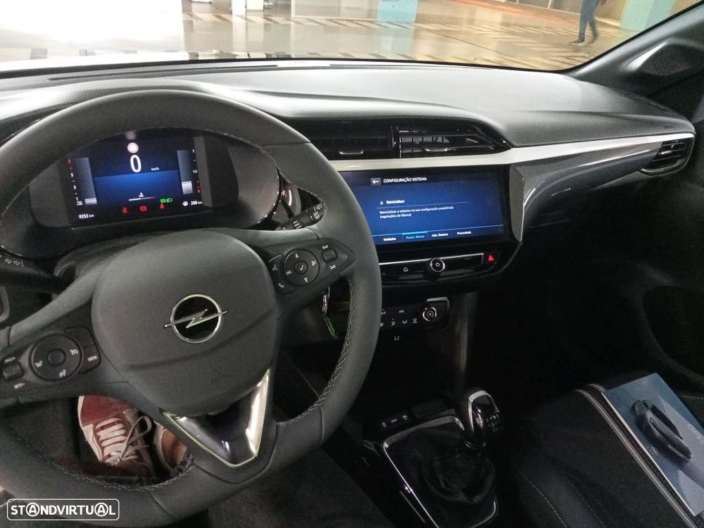 Opel Corsa 1.2 T GS - 7