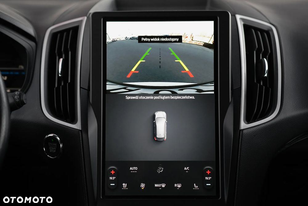 Ford Edge - 32