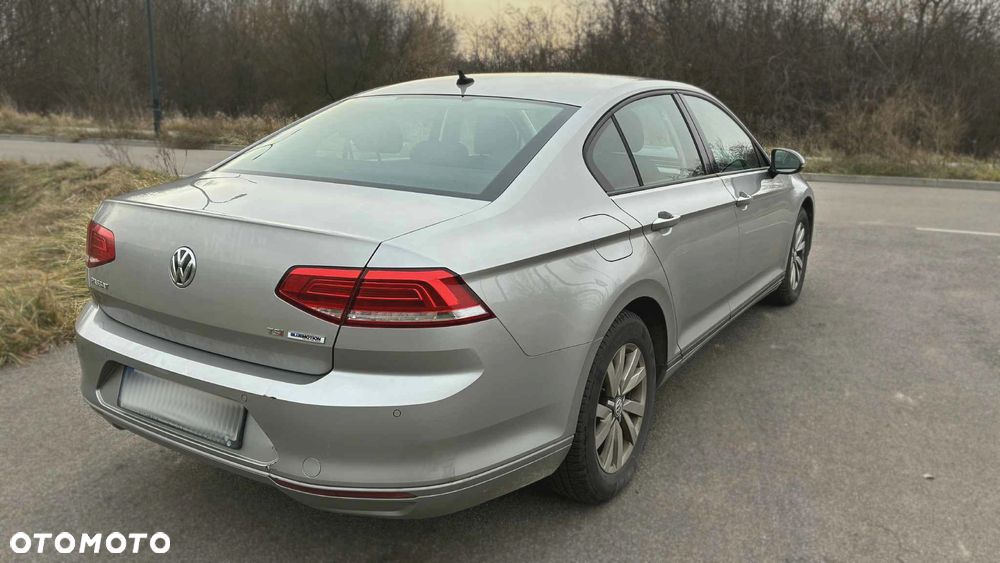 Volkswagen Passat 1.4 TSI BMT Trendline - 5