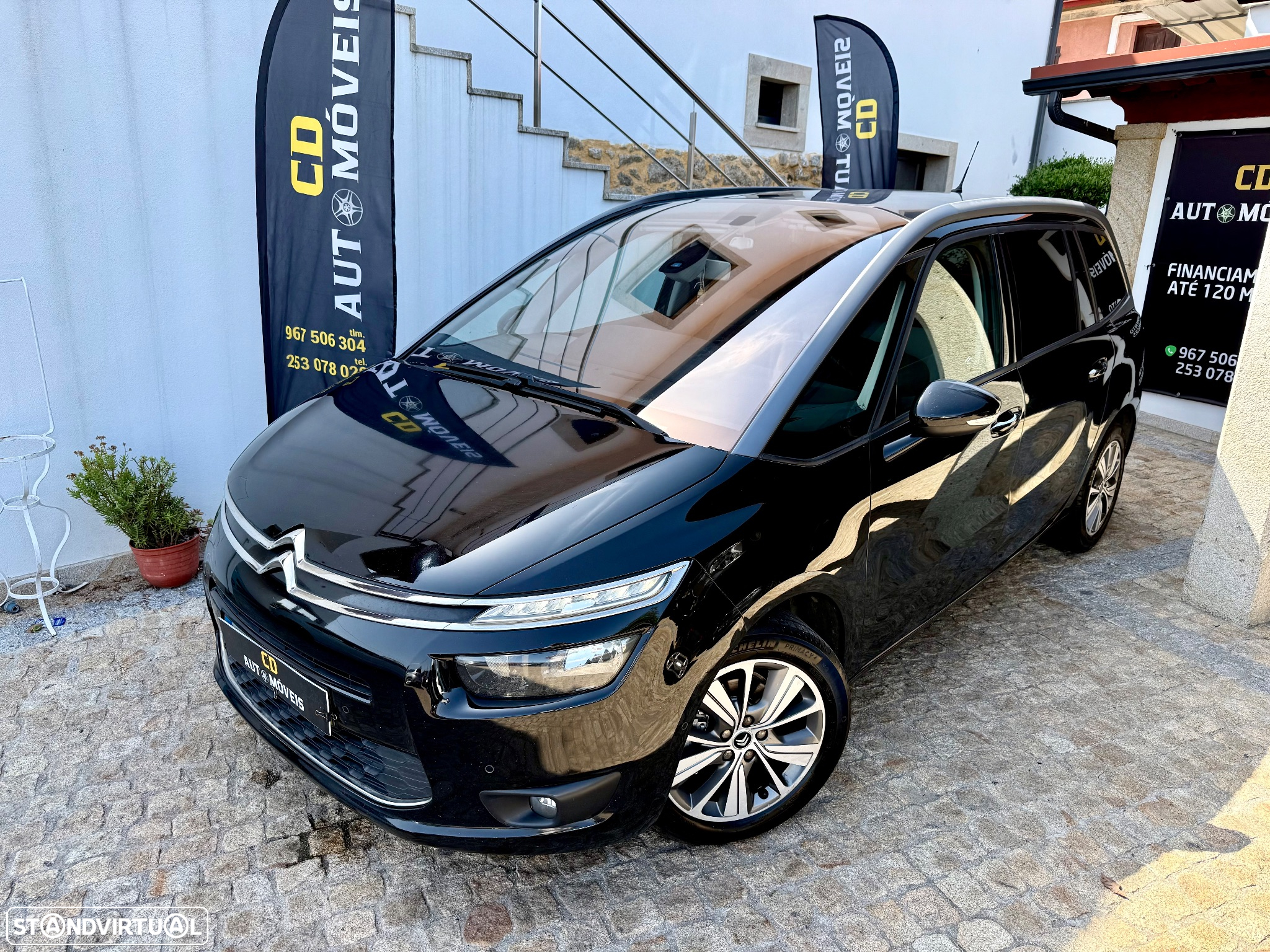Citroën C4 Grand Picasso e-HDi 115 Intensive - 12