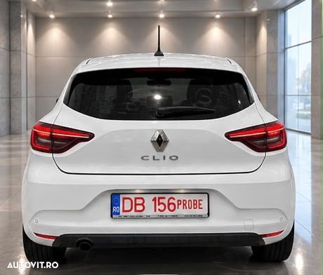 Renault Clio - 24