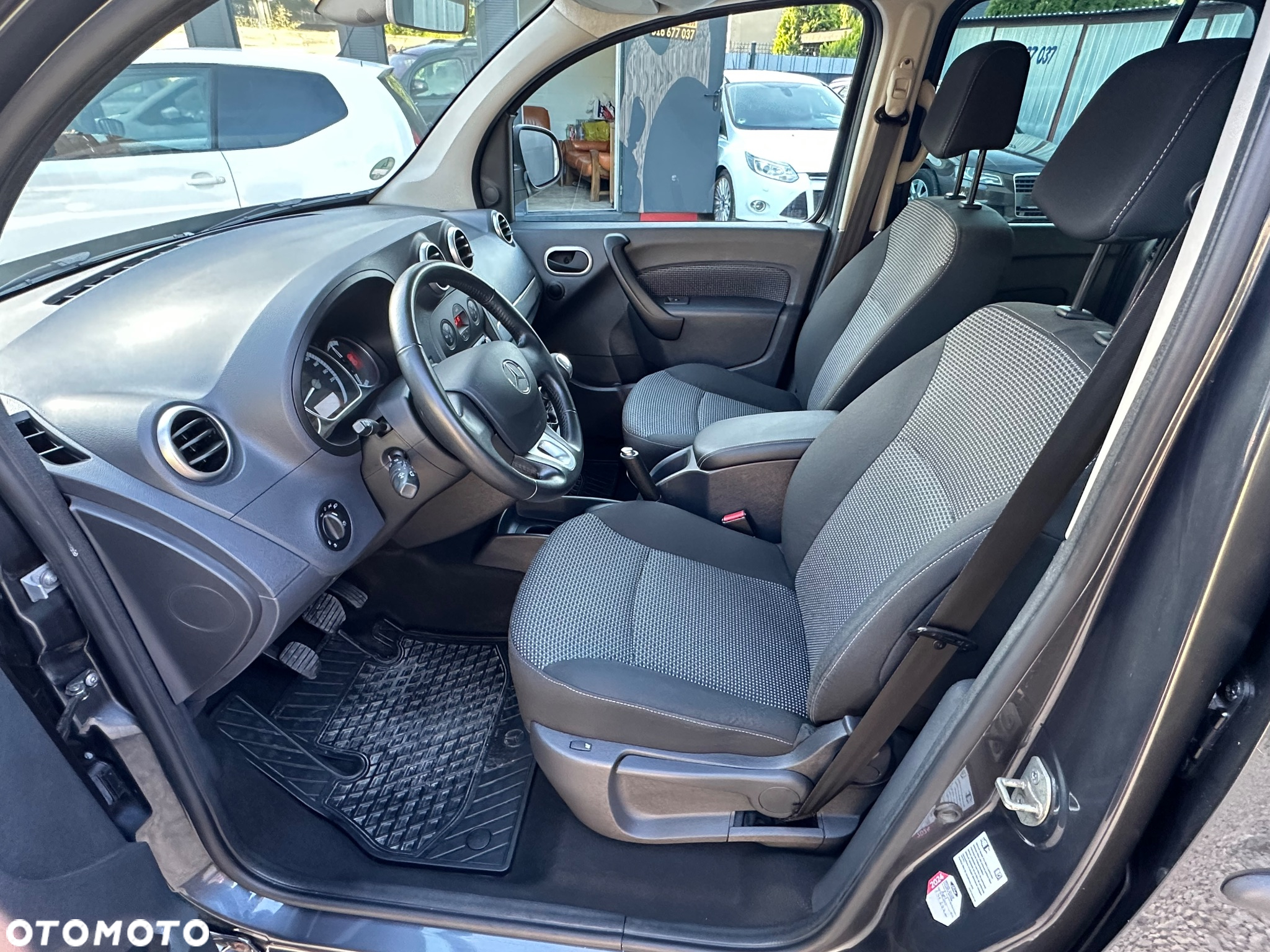 Mercedes-Benz Citan - 19