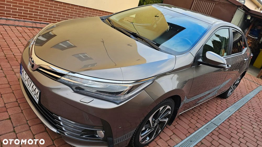 Toyota Corolla 1.6 Prestige EU6 - 11