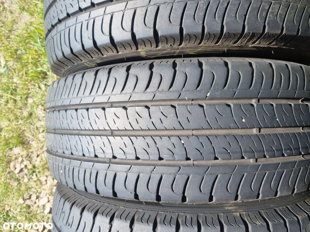 Opony Goodyear Ultragrip Cargo 215/65R15C 104T 2022r, 4x6mm db stan - 4