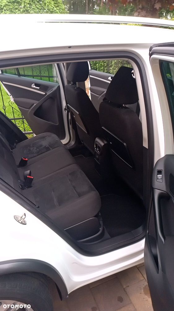 Volkswagen Tiguan 2.0 TDI SCR 4MotION DSG R-Line - 8
