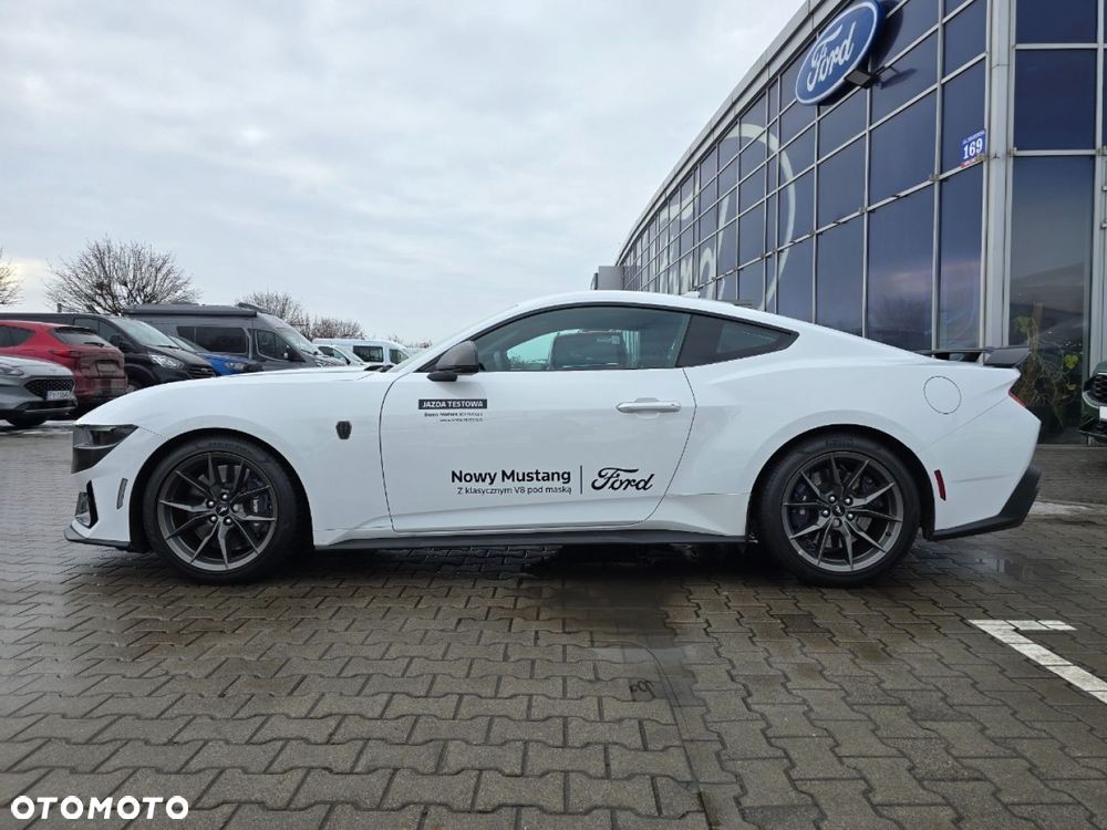 Ford Mustang - 10