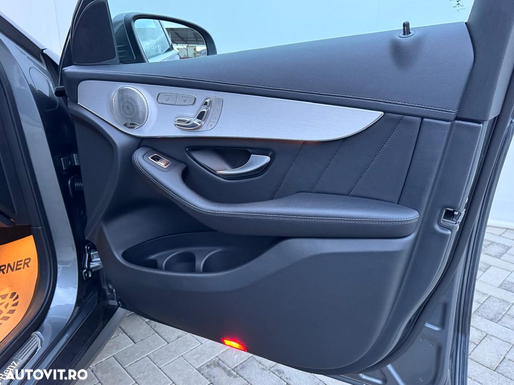 Mercedes-Benz GLC - 14