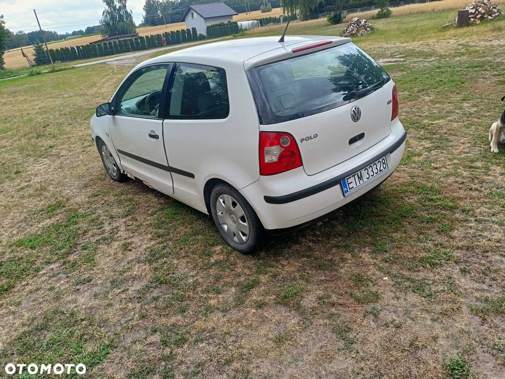 Volkswagen Polo - 4