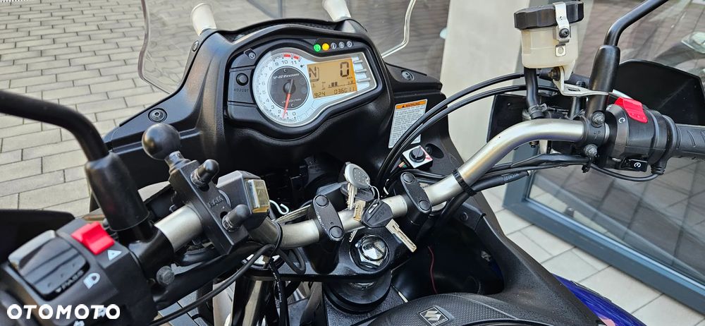 Suzuki DL - 19