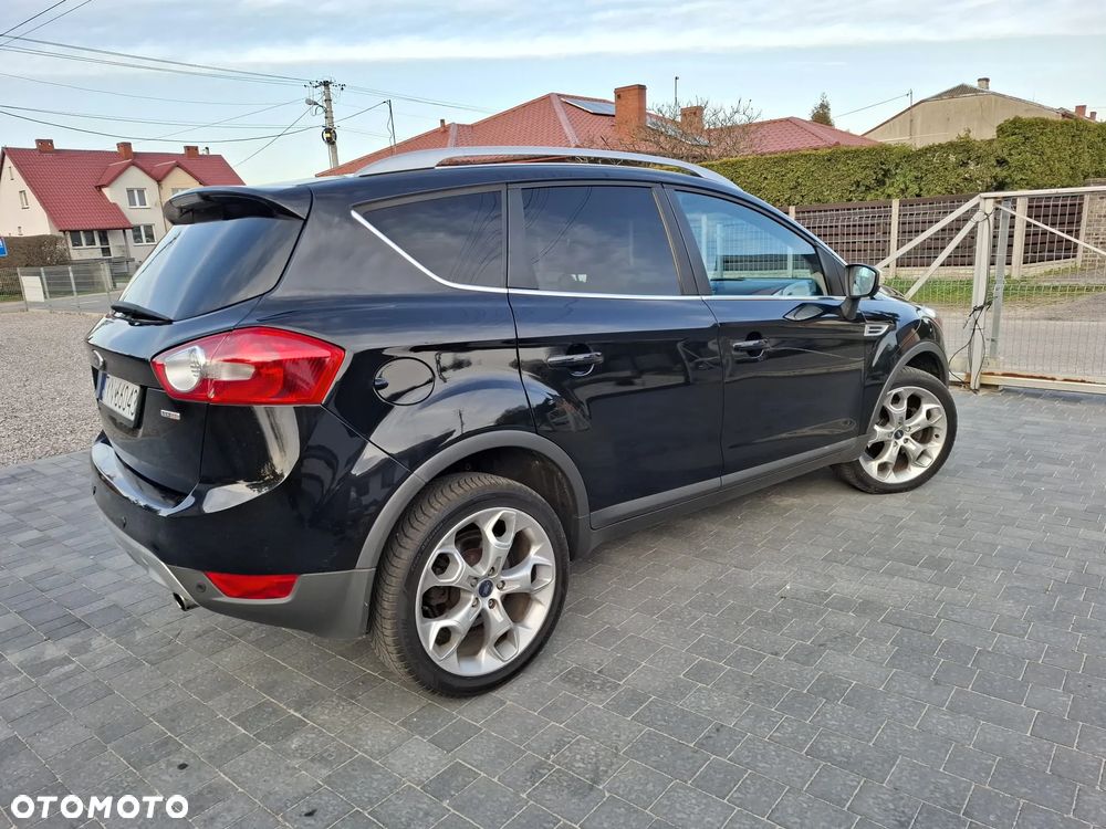Ford Kuga 2.0 TDCi 2x4 Titanium - 5