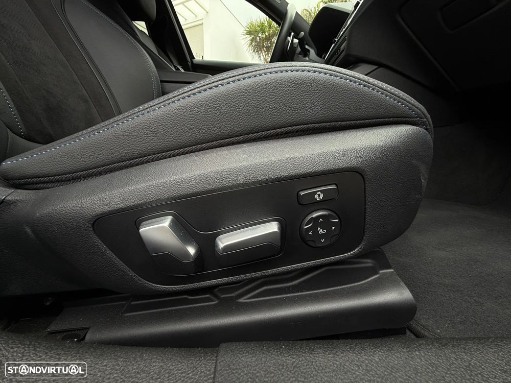 BMW 330 e Pack M Auto - 30