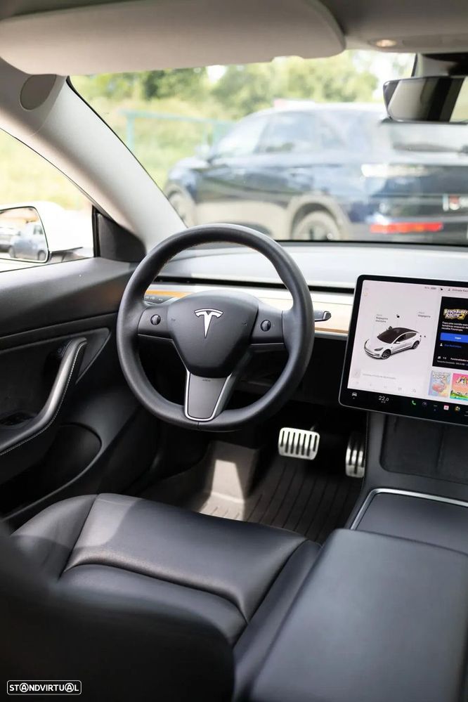 Tesla Model 3 - 27