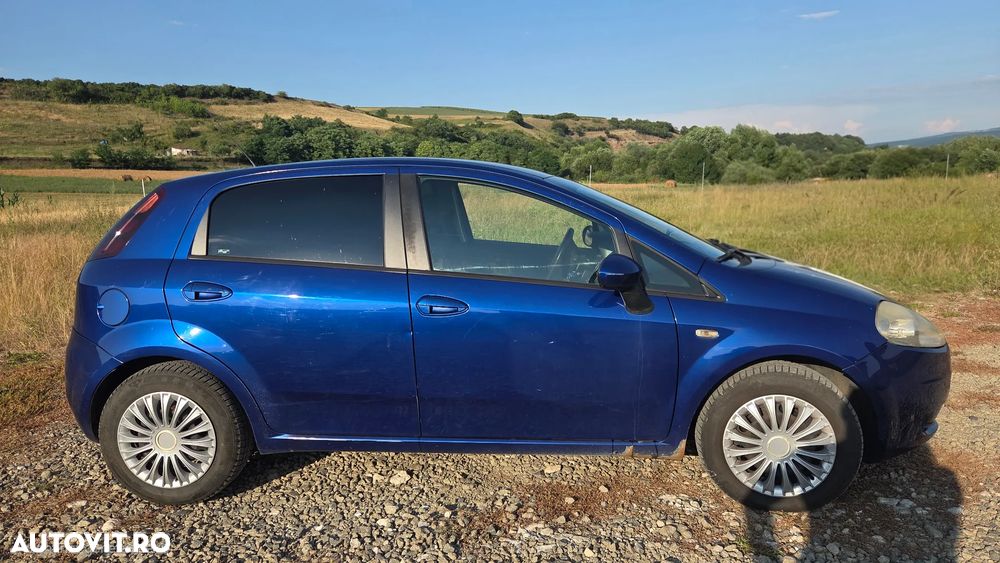 Fiat Grande Punto - 4