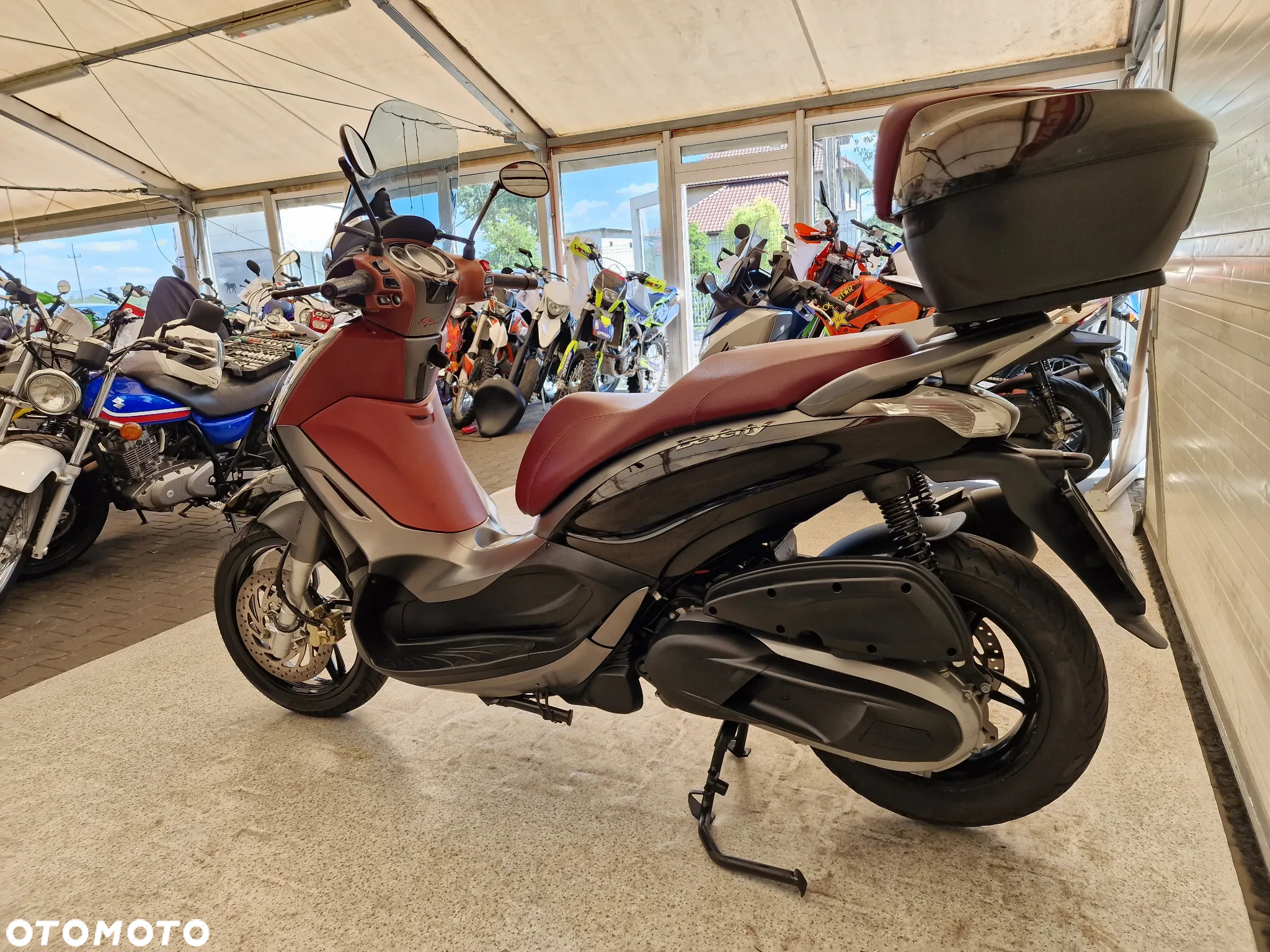 Piaggio Beverly - 19