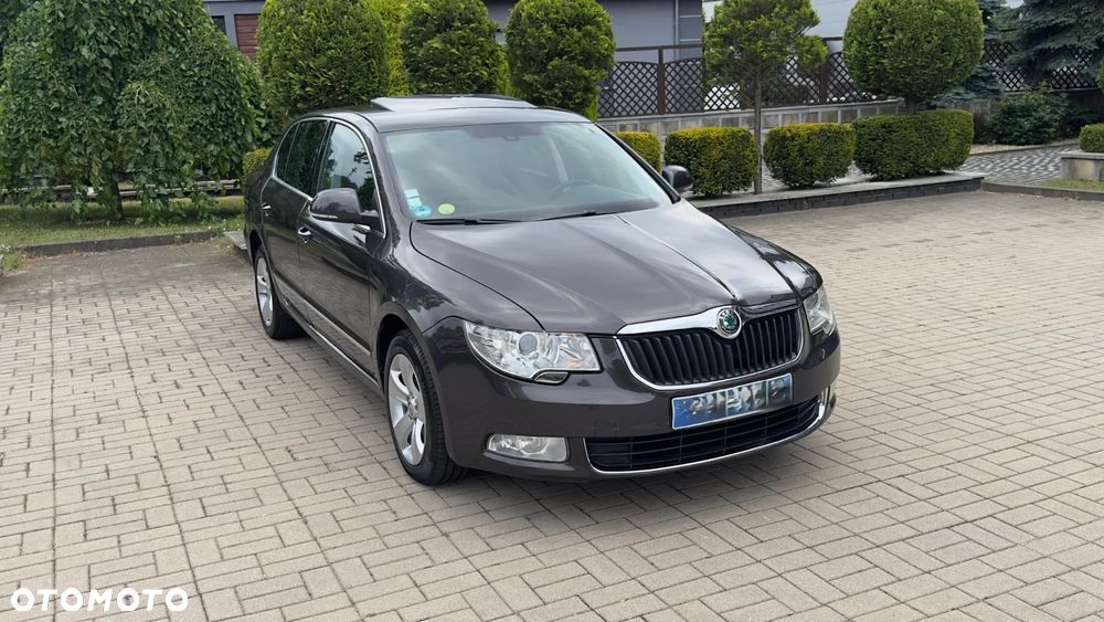 Skoda Superb 2.0 TDI Exclusive - 27