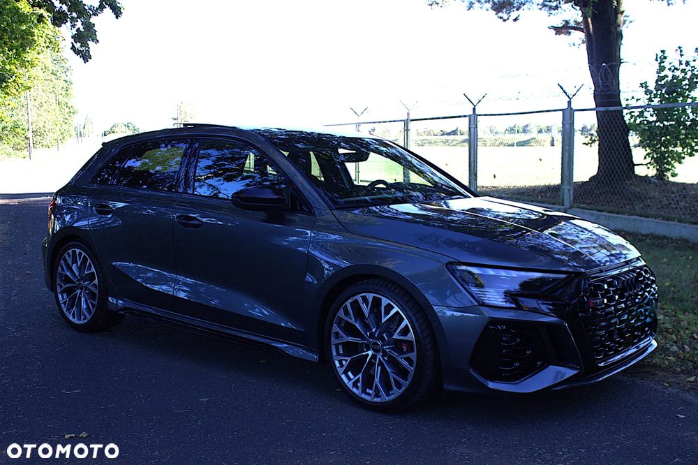 Audi RS3 Sportback - 2
