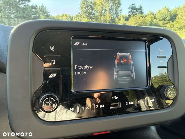 Fiat Panda 1.0 Hybrid Cross - 3