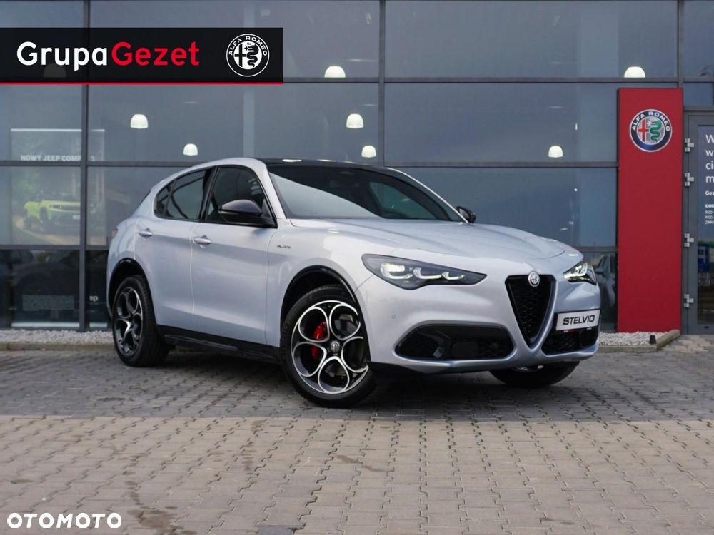 Alfa Romeo Stelvio - 1